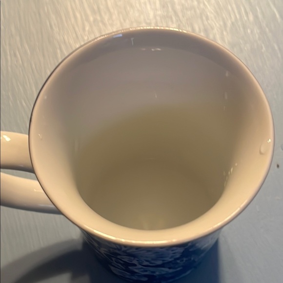 Vera Bradley Blue Lagoon Mug with Lid - Picture 4 of 5